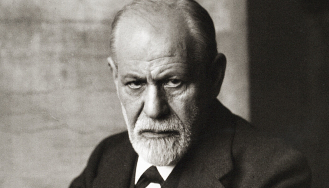Sigmund Freud forsøkte å kombinere psykologi og hjerneforskning. Men dette var lenge før hjerneskannere ble funnet opp, så han hadde ikke de redskapene han trengte. (Foto: Ferdinand Schmutzer, Wikimedia Commons) Sigmund Freud forsøkte å kombinere psykologi og hjerneforskning. Men dette var lenge før hjerneskannere ble funnet opp, så han hadde ikke de redskapene han trengte. (Foto: Ferdinand Schmutzer, Wikimedia Commons)
