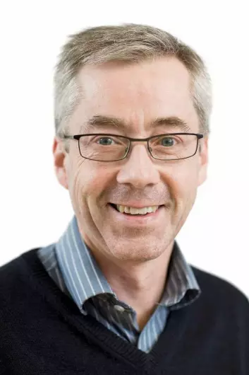 Steinar Krokstad er professor og daglig leder ved HUNT forskningssenter.   (Foto: Geir Mogen/NTNU)