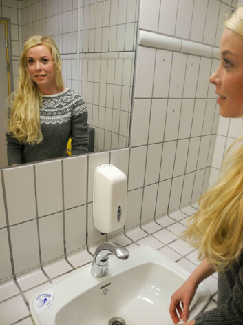 Til andreårsoppgaven på profesjonsstudiet i medisin ved UiT observerte Kristin Olsen pasienter og helsepersonell ved Universitetssykehuset Nord-Norge. (Foto: Elisabeth Øvreberg) Til andreårsoppgaven på profesjonsstudiet i medisin ved UiT observerte Kristin Olsen pasienter og helsepersonell ved Universitetssykehuset Nord-Norge. (Foto: Elisabeth Øvreberg)