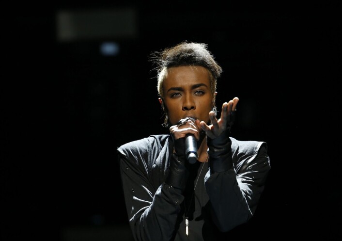 «Heal» er et personlig dokument fra en overlevende på Utøya. Her er artisten Mo under generalprøven før den norske finalen i Melodi Grand Prix i Oslo Spektrum i 2012. (Foto: Terje Bendiksby, NTB scanpix) «Heal» er et personlig dokument fra en overlevende på Utøya. Her er artisten Mo under generalprøven før den norske finalen i Melodi Grand Prix i Oslo Spektrum i 2012. (Foto: Terje Bendiksby, NTB scanpix)