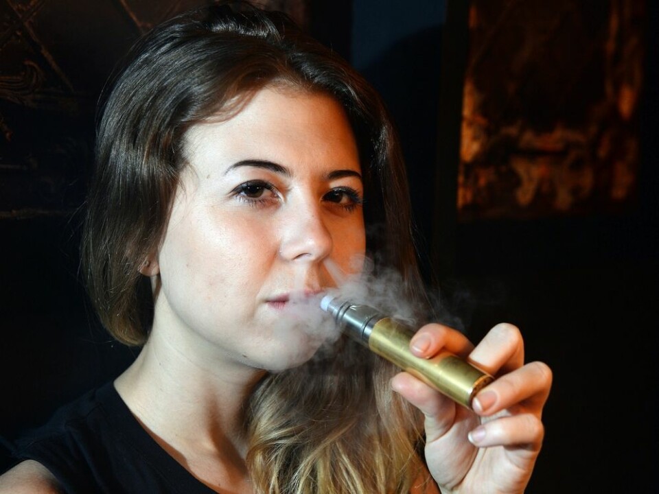 E-sigaretter inneholder stoffer som øker risikoen for lungekreft.  (Illustrasjonsfoto: John Stillwell)