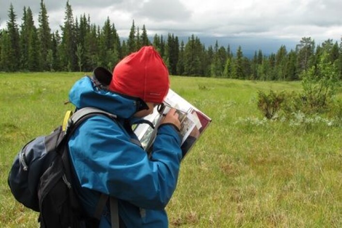 Heidrun er stipendiat på kartlegging av naturtyper og skal lære elevene om bærekraftig utvikling fra høsten. Foto: Anders Bryn Heidrun er stipendiat på kartlegging av naturtyper og skal lære elevene om bærekraftig utvikling fra høsten. Foto: Anders Bryn