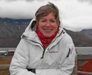 Ragnhild Rønneberg, som tidligere ledet Longyearbyen CO2 Lab, tror Svalbard kan bli et utstillingsvindu for forskning på CO2 -håndtering. (Foto: Tone J. Sund)