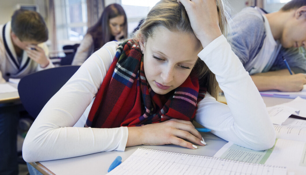 Elevene i studien gjorde det sju prosent bedre på prøver de gjennomførte i et godt inneklima enn i det vanlige klasserommet sitt. (Foto: Foto: Berit Roald, NTB scanpix) Elevene i studien gjorde det sju prosent bedre på prøver de gjennomførte i et godt inneklima enn i det vanlige klasserommet sitt. (Foto: Foto: Berit Roald, NTB scanpix)