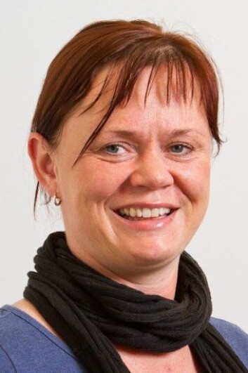 Førsteamanuensis Mona Helen Farstad svarer på spørsmål om religion og religiøsitet på nettsiden religionsoraklene.no. (Foto: UiB) Førsteamanuensis Mona Helen Farstad svarer på spørsmål om religion og religiøsitet på nettsiden religionsoraklene.no. (Foto: UiB)