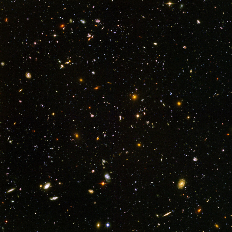 Ekstremt fjerne galakser og galaksehoper sett av Hubble. Bildet inneholder mer enn 10 000 galakser så langt borte som 13 milliarder lysår, galakser som ble dannet bare 800 millioner år etter the Big Bang. (Foto: NASA/ESA/S. Beckwith (STScI) and the HUDF Team)