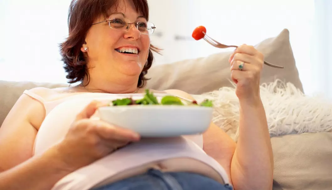 Intensiv livsstilsbehandling der pasienten får hjelp til å endre kosthold og spise- og treningsvaner i sitt vante hjemmemiljø, er den mest effektive metoden for å få et lettere liv. (Illustrasjonsfoto: Colourbox)