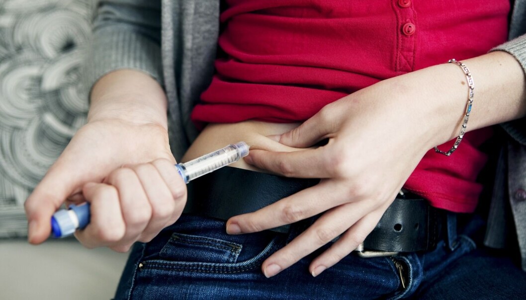 Mange unge, særlig jenter, med type 1-diabetes, har spiseproblemer. Noen dropper insulindoser. Forskere er bekymret for hva dette vil gjør med helsa deres på lang sikt. (Foto: Science Photo Library) Mange unge, særlig jenter, med type 1-diabetes, har spiseproblemer. Noen dropper insulindoser. Forskere er bekymret for hva dette vil gjør med helsa deres på lang sikt. (Foto: Science Photo Library)