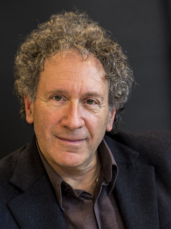 Robert Marc Friedman skriv eit teaterstykke som vert ein del av den offentlege feiringa i Berlin av 100-års jubileet for relativitetsteorien. (Foto: Annica Thomsson) Robert Marc Friedman skriv eit teaterstykke som vert ein del av den offentlege feiringa i Berlin av 100-års jubileet for relativitetsteorien. (Foto: Annica Thomsson)