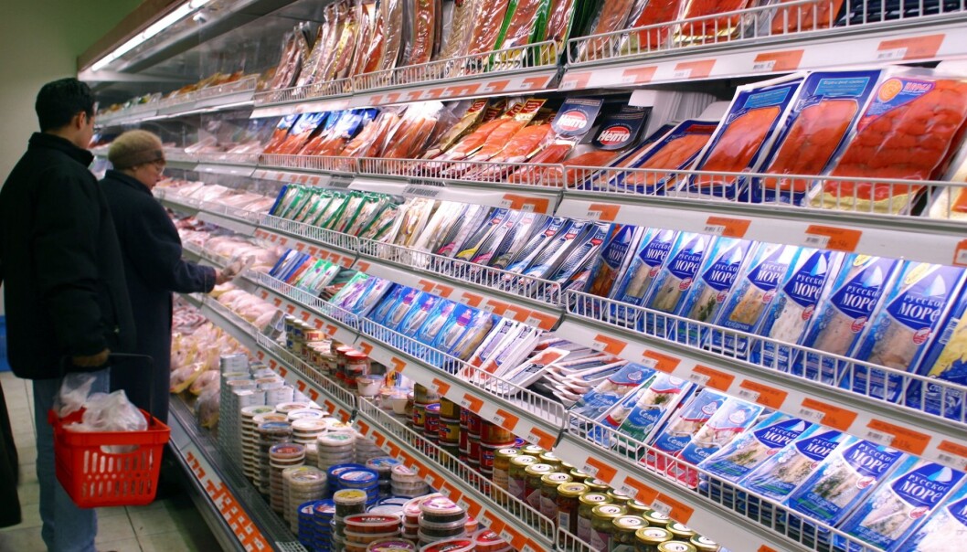 Norsk sjømat er for tiden stengt ute fra det russiske markedet. Likevel bør norske sjømatprodusenter opprettholde kontakten med sine russiske kunder. Her fra et russisk supermarked mens det enda var norsk fisk der. (Foto: Nofima) Norsk sjømat er for tiden stengt ute fra det russiske markedet. Likevel bør norske sjømatprodusenter opprettholde kontakten med sine russiske kunder. Her fra et russisk supermarked mens det enda var norsk fisk der. (Foto: Nofima)
