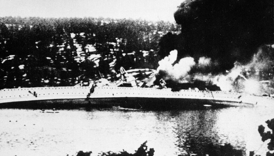 Om morgenen 9. april 1940 kom den tyske krysseren «Blücher» inn Oslofjorden.  I Drøbaksundet ble krigsskipet beskutt og senket av kanonene og torpedoene på Oscarsborg festning.  (Foto: NTB scanpix)