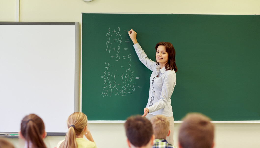 I 2005 innførte regjeringen krav om at søkere til lærerutdanningen måtte ha minimum tre i norsk og matematikk. Det ga ikke flere søkere fra dem med de høyeste karakterene, viser en ny undersøkelse. (Foto: Microstock/NTB scanpix) I 2005 innførte regjeringen krav om at søkere til lærerutdanningen måtte ha minimum tre i norsk og matematikk. Det ga ikke flere søkere fra dem med de høyeste karakterene, viser en ny undersøkelse. (Foto: Microstock/NTB scanpix)