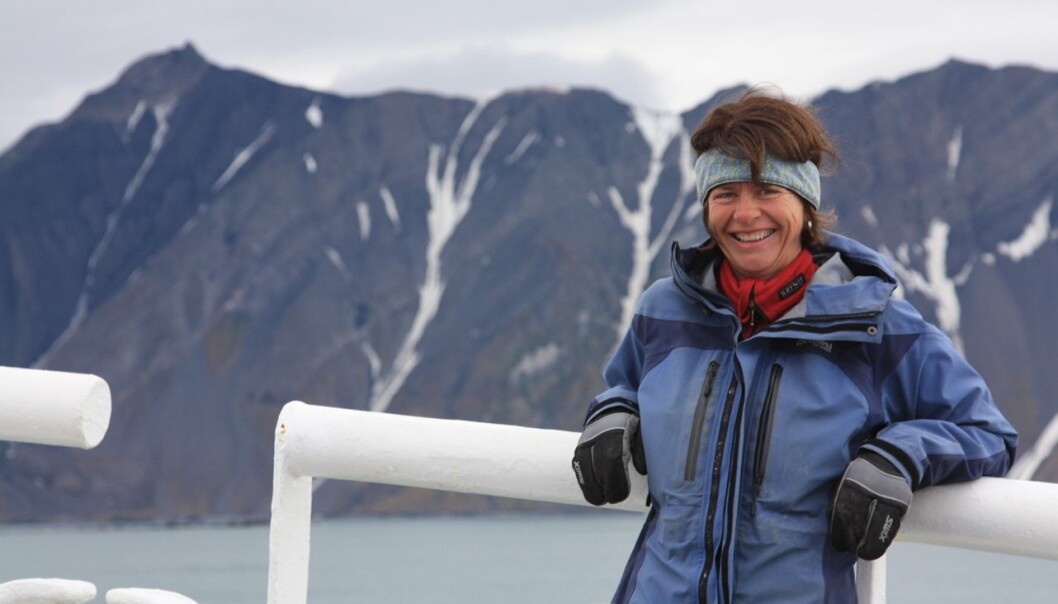 Gunn Mangerud har vært mye på feltarbeid i arktiske strøk. Her fra Van Keulenfjorden på Svalbard i 2012. (Foto: Privat) Gunn Mangerud har vært mye på feltarbeid i arktiske strøk. Her fra Van Keulenfjorden på Svalbard i 2012. (Foto: Privat)