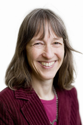 – For helsen er det derfor et poeng å kutte ned på inntaket av mettet fett, og sjokolade med palmeolje er ikke så bra, sier professor Vibeke Videm. (Foto: NTNU) – For helsen er det derfor et poeng å kutte ned på inntaket av mettet fett, og sjokolade med palmeolje er ikke så bra, sier professor Vibeke Videm. (Foto: NTNU)