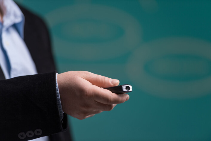 Den lille rødgrønne djevelen, laserpekeren. (Foto: Microstock) Den lille rødgrønne djevelen, laserpekeren. (Foto: Microstock)