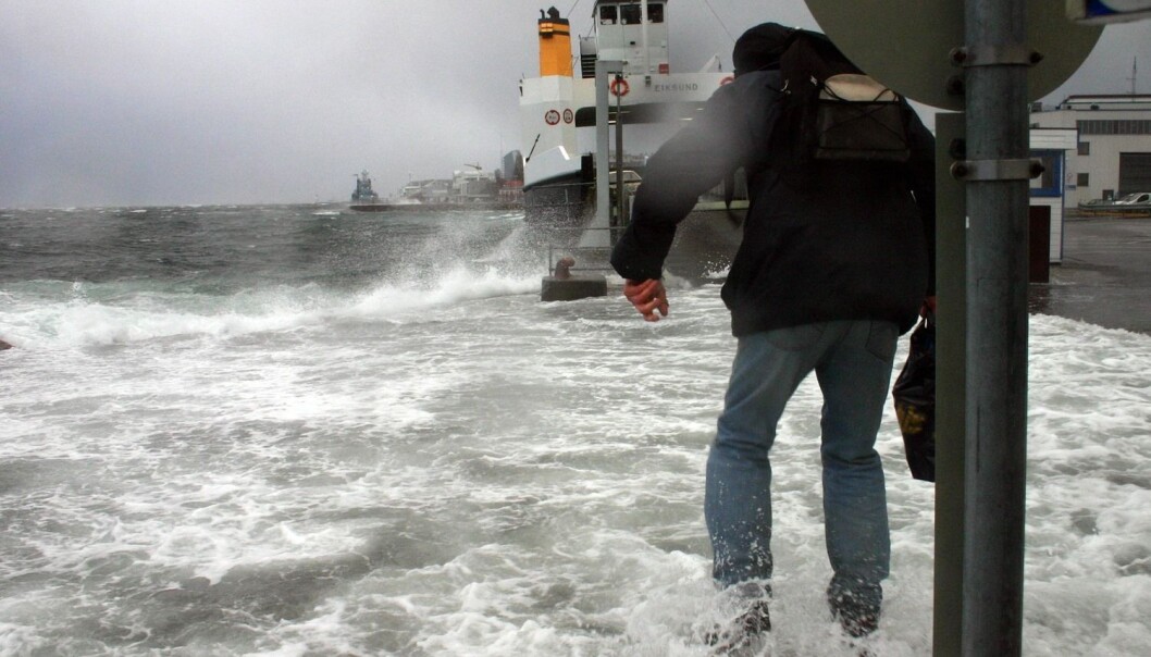 Stormflo oppstår når påvirkning fra været gjør vannstanden ekstra høy. (Foto: Kjell Herskedal, NTB scanpix) Stormflo oppstår når påvirkning fra været gjør vannstanden ekstra høy. (Foto: Kjell Herskedal, NTB scanpix)