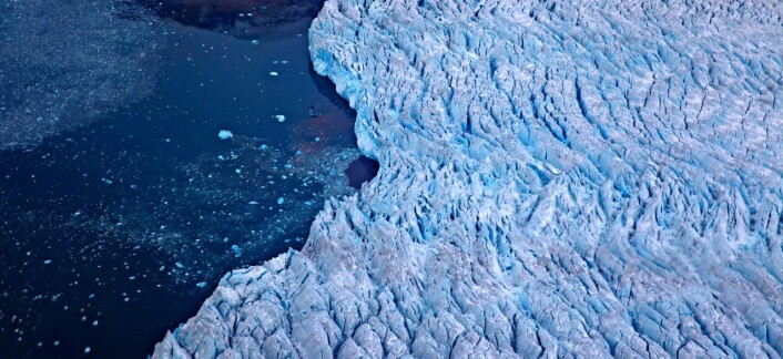 Økt globalt samarbeid om jordobservasjon som skal gi bedre klimaovervåking. Her en isbre ved Ny-Ålesund på Svalbard. (Foto: Bjørn-Owe Holmberg) Økt globalt samarbeid om jordobservasjon som skal gi bedre klimaovervåking. Her en isbre ved Ny-Ålesund på Svalbard. (Foto: Bjørn-Owe Holmberg)