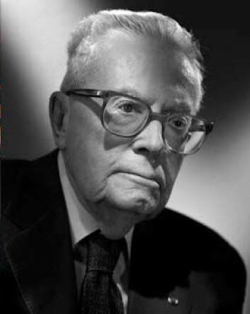 Maurice Allais var lidenskapelig opptatt av målinger med pendler. (Foto: Studio Harcourt Paris/Wikimedia commons) Maurice Allais var lidenskapelig opptatt av målinger med pendler. (Foto: Studio Harcourt Paris/Wikimedia commons)