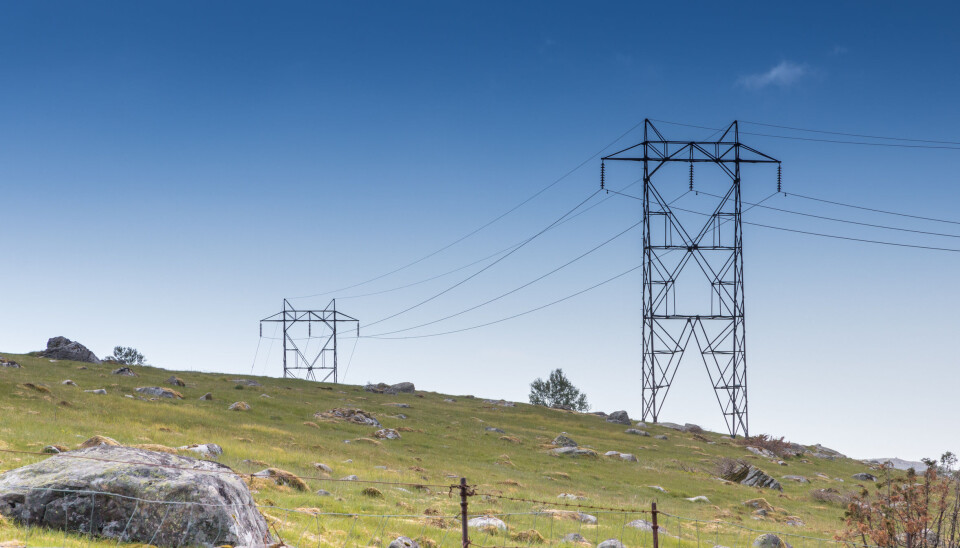 Det er nødvendig å øve for å se at angrep på strømnettet faktisk kan skje, mener forskere. (Illustrasjonsfoto: Microstock)