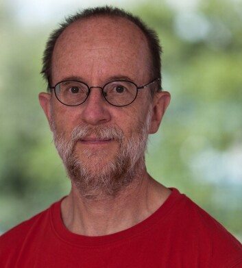 Martin Schlabach peker på at EFSA er blitt langt mer kritiske til bruken av bisfenol A. (Foto: NILU) Martin Schlabach peker på at EFSA er blitt langt mer kritiske til bruken av bisfenol A. (Foto: NILU)