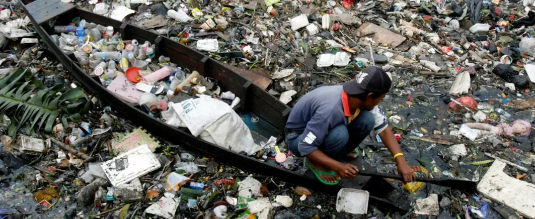 Hvor mye plast havner i havet?