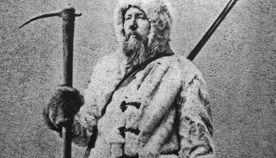 Elling Carlsen var den første som seilte rundt Spitsbergen og ble med på ekspedisjonen som kjentmann og islos. Dette bildet er trolig tatt rett etter den østerriks-ungarske ferden. (Foto: Tromsø Museum – Universitetsmuseet)