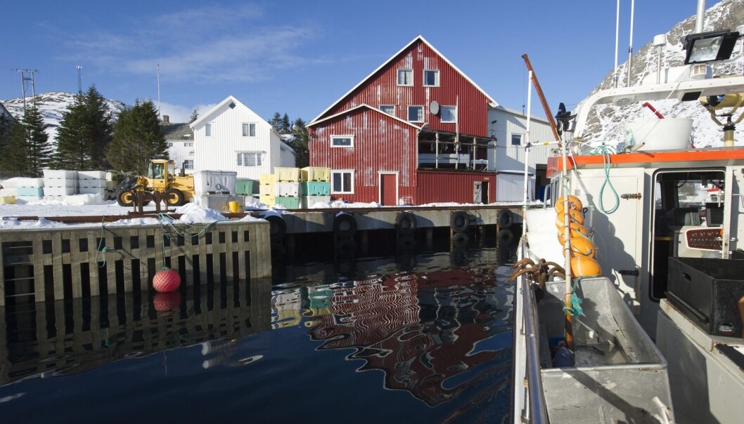 Handelsavtalen TTIP truer den norske distriktspolitikken og de små fiskeværene, ifølge kronikkforfatteren. (Foto: DPA/Scanpix) Handelsavtalen TTIP truer den norske distriktspolitikken og de små fiskeværene, ifølge kronikkforfatteren. (Foto: DPA/Scanpix)