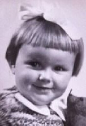 Turid Dehs som liten jente, før hun ble rammet av polio. Hun sliter ennå med sykdommen. (Foto: privat) Turid Dehs som liten jente, før hun ble rammet av polio. Hun sliter ennå med sykdommen. (Foto: privat)