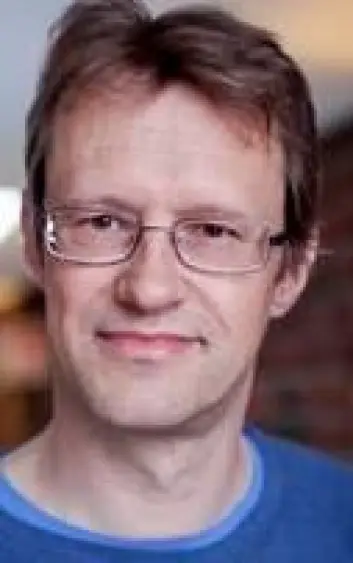– En årsak til lav kvinnerepresentasjon er at velgerne stemmer mannlige politikere lenger opp på listene, sier Jo Saglie. (Foto: Institutt for samfunnsforskning) – En årsak til lav kvinnerepresentasjon er at velgerne stemmer mannlige politikere lenger opp på listene, sier Jo Saglie. (Foto: Institutt for samfunnsforskning)
