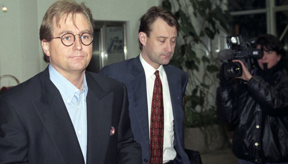 I 1996 kjøpte Kjell Inge Røkke og Bjørn Rune Gjelsten seg opp i det gamle industriselskapet Aker, til stor motstand fra en rekke næringslivsledere. Et godt norsk eksempel på såkalt aksjeaktivisme, ifølge BI-professor. Her er RGI-duoen fotografert før sitt første møte med toppledelsen i Aker 22. februar 1996, som RGI på dette tidspunktet hadde kjøpt 20 prosent av. (Foto: Scanpix, John Myhre)