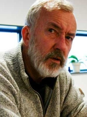 Erik Tunstad, høyskolelektor ved Høgskolen i Buskerud og Vestfold, har stått på barrikadene i mange år for å få kritisk tenkning inn i skolen. Han mener det bør være et eget fag. (Foto: Jan Henrik Kulberg, HBV) Erik Tunstad, høyskolelektor ved Høgskolen i Buskerud og Vestfold, har stått på barrikadene i mange år for å få kritisk tenkning inn i skolen. Han mener det bør være et eget fag. (Foto: Jan Henrik Kulberg, HBV)