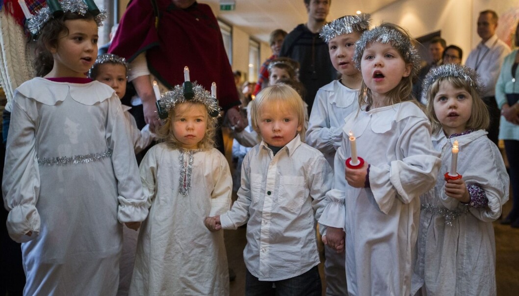 – Barnehagen som samfunnsinstitusjon må ha gode kunnskaper og møte barna og foreldrene med et godt pedagogisk inngrep om religion og livssyn, sier førsteamanuensis Øystein Brekke ved Høgskolen i Oslo og Akershus. (Foto: Scanpix, Berit Roald) – Barnehagen som samfunnsinstitusjon må ha gode kunnskaper og møte barna og foreldrene med et godt pedagogisk inngrep om religion og livssyn, sier førsteamanuensis Øystein Brekke ved Høgskolen i Oslo og Akershus. (Foto: Scanpix, Berit Roald)