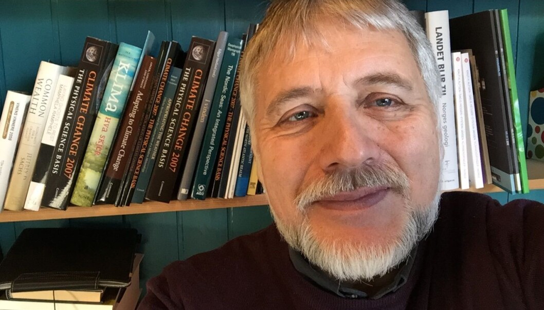Eystein Jansen anbefaler et storverk i moderne naturvitenskap. Selfie Eystein Jansen anbefaler et storverk i moderne naturvitenskap. Selfie