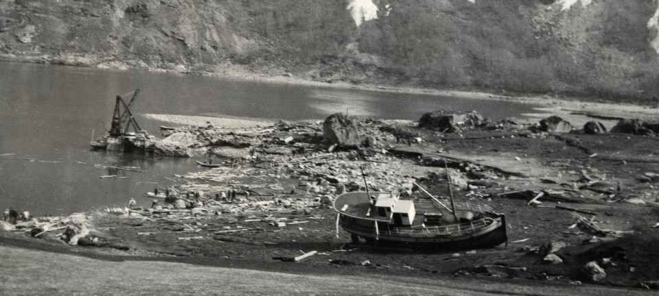 Natten til 7. april 1934 forårsaket et stort fjellskred en flodbølge i Tafjorden. Denne raserte både bebyggelsen i Tafjord og det lille stedet Fjørå. 41 mennesker omkom. 30 hus ble knust og totalt ødelagt. (Foto: NTB Scanpix)