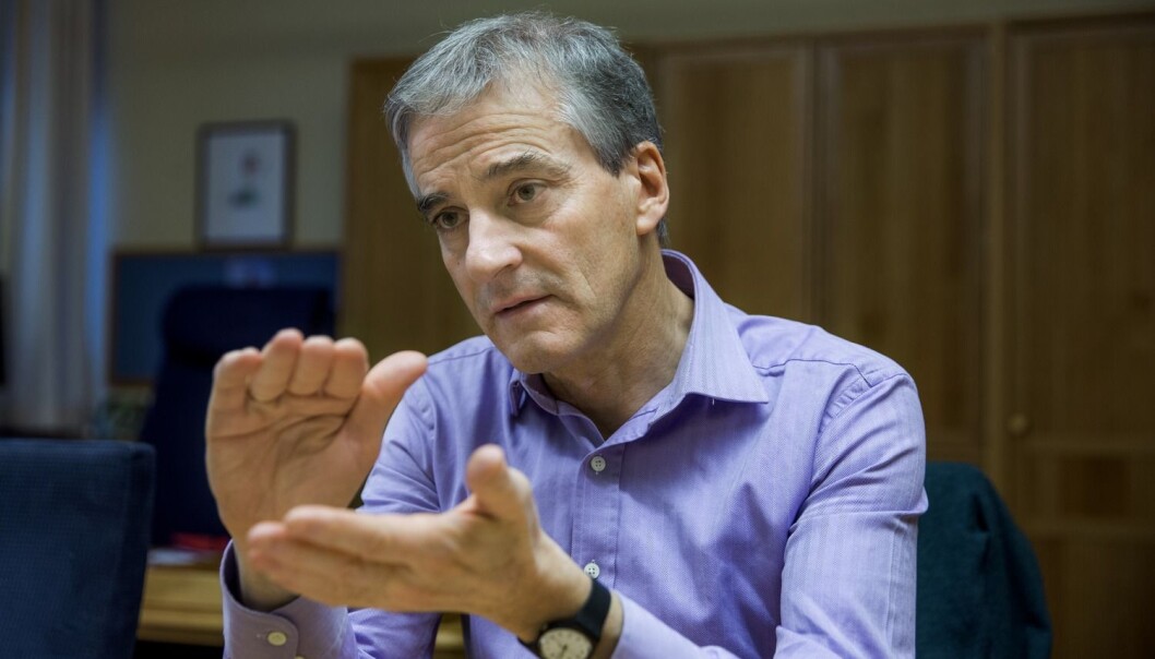Da Jonas Gahr Støre foreslo å gå inn for kontantstøtte for ettåringer på et møte i partiets kvinnenettverk, mente kvinnene at han burde kalle det noe annet. Støre foreslo derfor ventelønn. (Foto: NTB Scanpix) Da Jonas Gahr Støre foreslo å gå inn for kontantstøtte for ettåringer på et møte i partiets kvinnenettverk, mente kvinnene at han burde kalle det noe annet. Støre foreslo derfor ventelønn. (Foto: NTB Scanpix)
