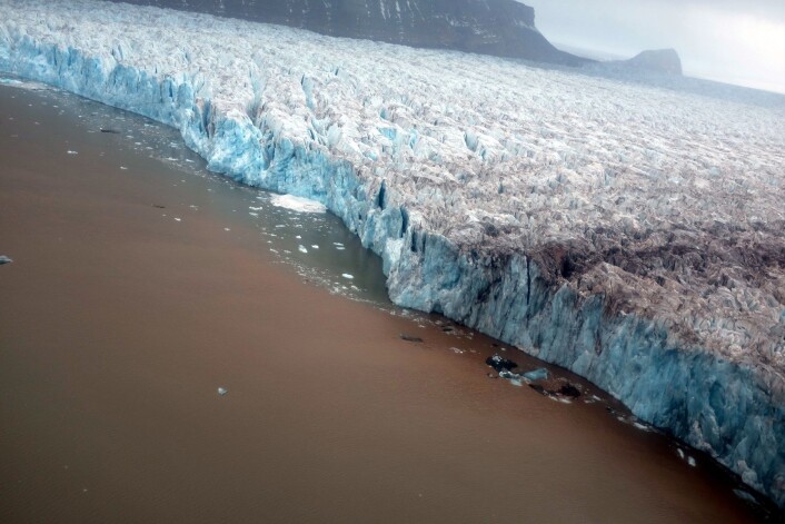 Kongsbreen fotografert i september 2014. (Foto: Jack Kohler, Norsk Polarinstitutt) Kongsbreen fotografert i september 2014. (Foto: Jack Kohler, Norsk Polarinstitutt)