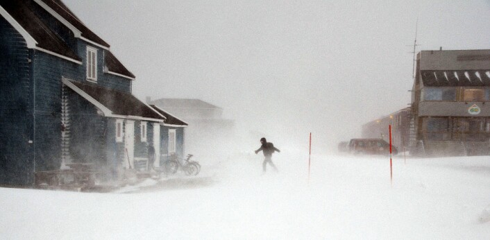 Ny-Ålesund regnes som verdens nordligste bosetting. På nesten 79 grader nord byr det på utfordringer både for de som bor der og de som driver infrastrukturen – Kings Bay AS. (Foto: Helge M. Markusson, Framsenteret) Ny-Ålesund regnes som verdens nordligste bosetting. På nesten 79 grader nord byr det på utfordringer både for de som bor der og de som driver infrastrukturen – Kings Bay AS. (Foto: Helge M. Markusson, Framsenteret)
