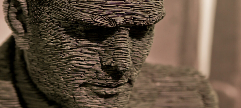Statue av Alan Turing. (Ikke Alan Turing selv.) (Foto: Antoine Taveneaux, Creative Commons Attribution 3.0 Unported license)