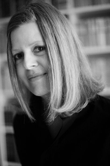 Mellom teknologi og mennesker skjer det en gjensidig påvirkning, ifølge Ina Blom, professor ved Institutt for filosofi, ide- og kunsthistorie og klassiske språk. - Hjernene våre utvikler teknologien, men teknologien bidrar også til å utvikle hjernene våre og en lang rekke andre aspekter ved samfunnet, sier hun. (Foto: UiO) Mellom teknologi og mennesker skjer det en gjensidig påvirkning, ifølge Ina Blom, professor ved Institutt for filosofi, ide- og kunsthistorie og klassiske språk. - Hjernene våre utvikler teknologien, men teknologien bidrar også til å utvikle hjernene våre og en lang rekke andre aspekter ved samfunnet, sier hun. (Foto: UiO)