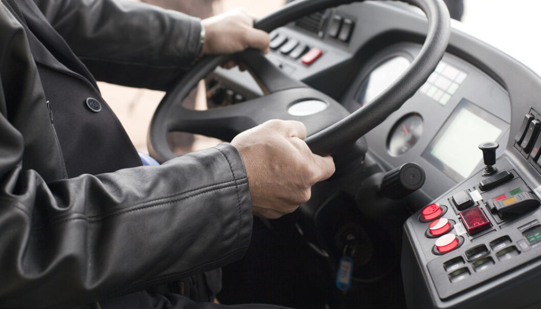 En utsatt posisjon: Bussjåføren møter ofte truende passasjerer. (Illustrasjonsfoto: Microstock) En utsatt posisjon: Bussjåføren møter ofte truende passasjerer. (Illustrasjonsfoto: Microstock)