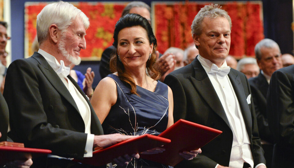 May-Britt Moser og Edvard Moser mottok nobelprisen sammen med britiske John O'Keefe  i Stockholm onsdag denne uken.  (Foto: Anders Wiklund/TT News Agency/Reuters)