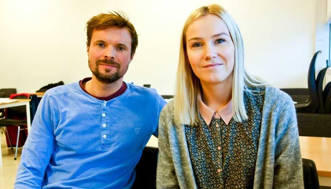 Kristian Ruge Bjærke og Ida Kyvik kombinerer jobb og studietilværelse, og mener de har stort utbytte av at oppgavene de får i studiet kan tas med direkte på jobb. (Foto: Jan-Henrik Kulberg) Kristian Ruge Bjærke og Ida Kyvik kombinerer jobb og studietilværelse, og mener de har stort utbytte av at oppgavene de får i studiet kan tas med direkte på jobb. (Foto: Jan-Henrik Kulberg)