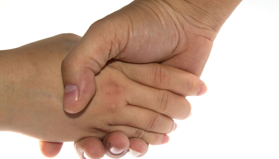 Ifølge Fredheim er samarbeidet mellom ansatte i psykisk helsevern og fastlegene mye påvirket av tilfeldigheter og hvor nært kjennskap legen har til hverandre. (Foto: Microstock) Ifølge Fredheim er samarbeidet mellom ansatte i psykisk helsevern og fastlegene mye påvirket av tilfeldigheter og hvor nært kjennskap legen har til hverandre. (Foto: Microstock)