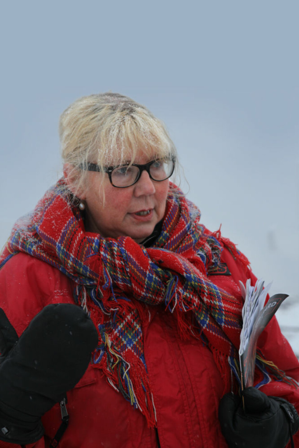Tora Hultgren er direktør ved Svalbard museum. Hun er bekymret over at ingen tar ansvar for å bevare gravene på Svalbard.  (Foto: Johanne Severinsen)