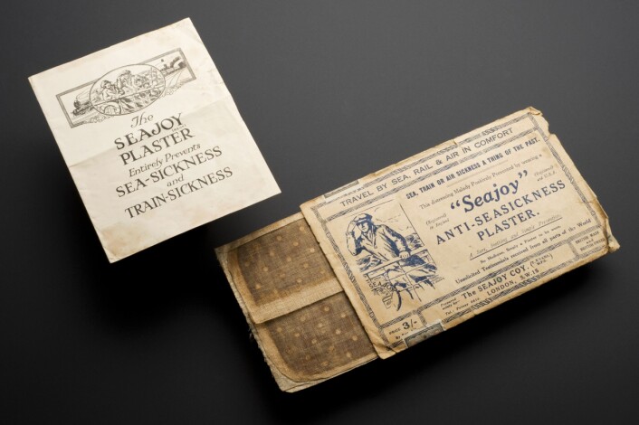 Morfin ble brukt til det meste. Blant annet brukte engelskmenn morfinet i plaster som skulle motvirke sjøsyke. Plasteret er datert tilbake til rundt 1928 - 1930. (Foto: Welcome Images/Wikimedia) Morfin ble brukt til det meste. Blant annet brukte engelskmenn morfinet i plaster som skulle motvirke sjøsyke. Plasteret er datert tilbake til rundt 1928 - 1930. (Foto: Welcome Images/Wikimedia)
