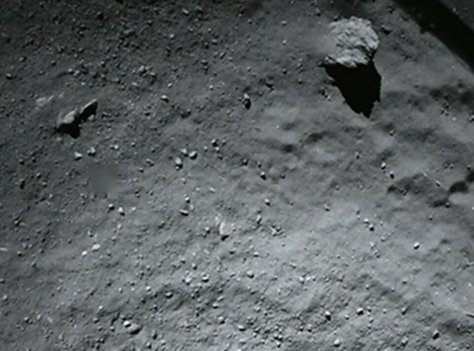 Dette er stedet der Philae landet som planlagt - men så spratt den altså opp igjen, før den havnet et annet sted. Bildet ble tatt rett før første landing. (Bilde fra ESAs web)