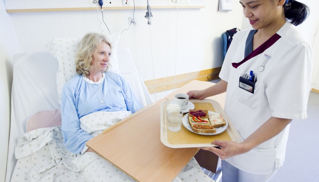 Cirka 20 prosent tror at det er veldig eller ganske sannsynlig å bli skadet under sykehusbehandling. (Illustrasjonsfoto: Heiko Junge, NTB Scanpix) Cirka 20 prosent tror at det er veldig eller ganske sannsynlig å bli skadet under sykehusbehandling. (Illustrasjonsfoto: Heiko Junge, NTB Scanpix)