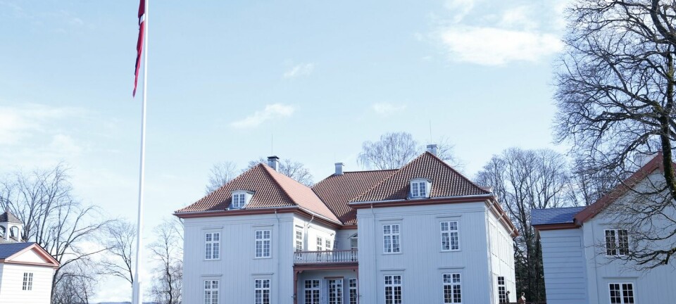 Eidsvollsbygningen er et godt eksempel på at vi også freder bygninger som har vært gjennom store rekonstruksjoner, ifølge Hans-Henrik Egede-Nissen ved Arkitektur- og designhøyskolen.  (Foto: Scanpix, Erik Johansen)