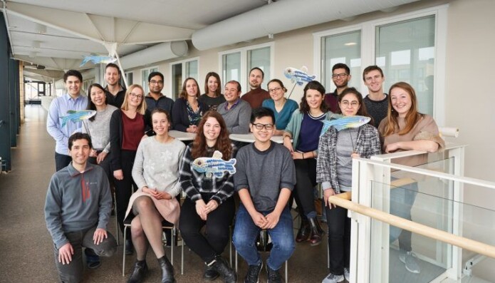 Yaksi-gruppen ved NTNU består av spesialister innen ulike felt som søker kunnskap om grunnleggende prinsipper for hva som skjer i kretsløp og nervesystemer innen helse og sykdom. (Foto: NTNU) Yaksi-gruppen ved NTNU består av spesialister innen ulike felt som søker kunnskap om grunnleggende prinsipper for hva som skjer i kretsløp og nervesystemer innen helse og sykdom. (Foto: NTNU)