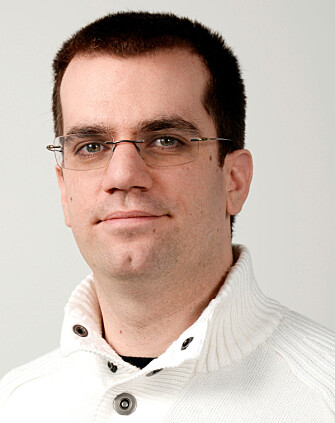 Reaseacher Alain Giordanengo has developed a system that enables more relevant information to be extracted from shared data. (Photo: Rune S. Bertinussen) Reaseacher Alain Giordanengo has developed a system that enables more relevant information to be extracted from shared data. (Photo: Rune S. Bertinussen)
